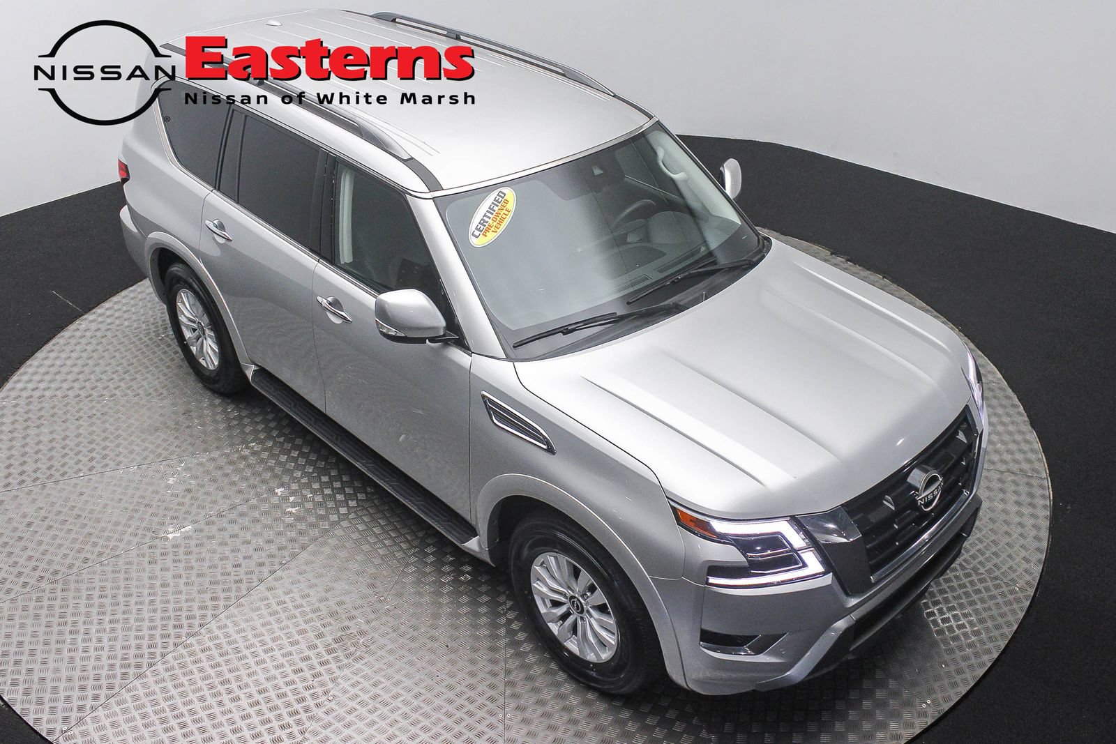 Used 2023 Nissan Armada SV AWD/4WD image 3