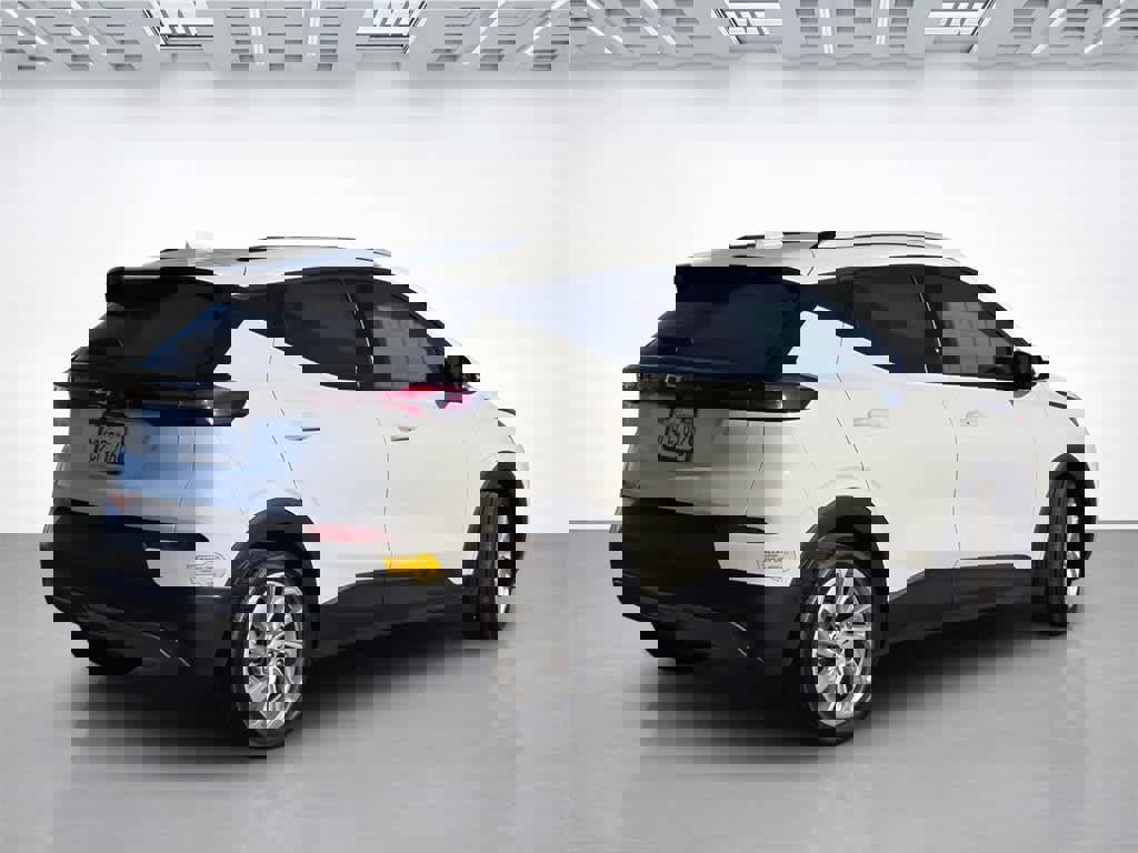 Used 2022 Chevrolet Bolt EUV LT image 6