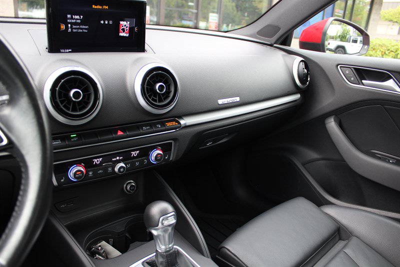 Used 2017 Audi A3 e-tron Premium w/ Sport Package FWD image 16