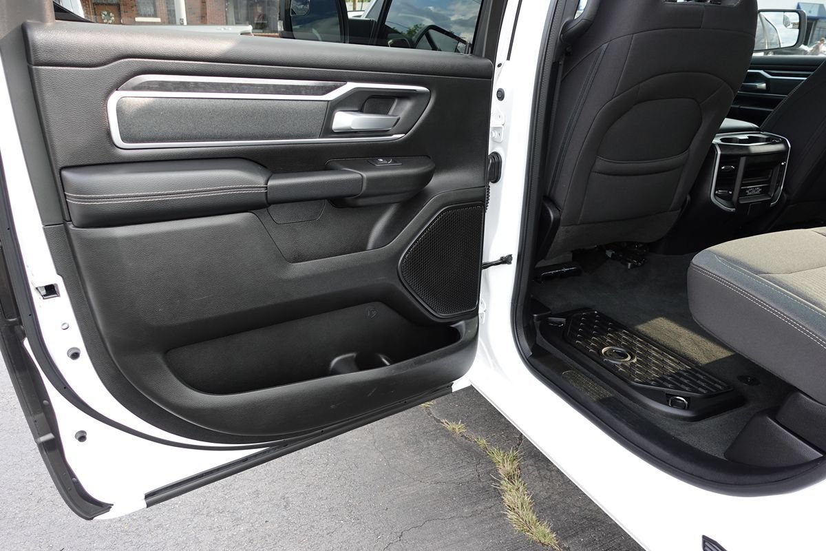 Used 2023 RAM 1500 Big Horn AWD/4WD image 20