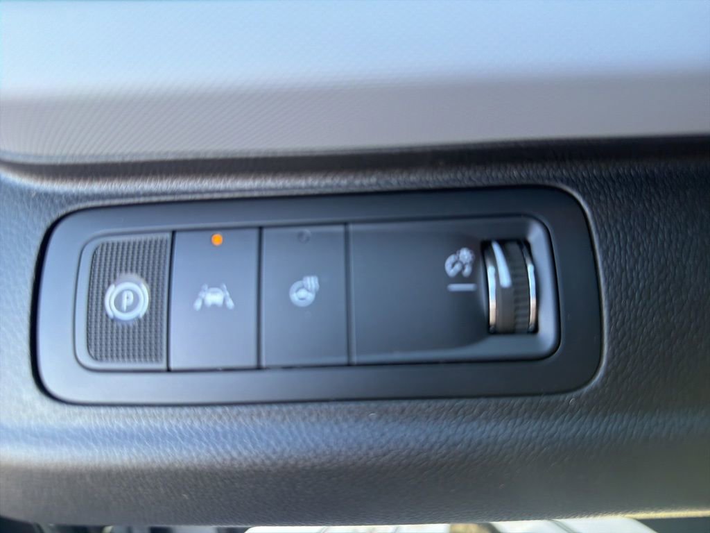 New 2027 Chevrolet Bolt LT w/ Comfort Package image 21