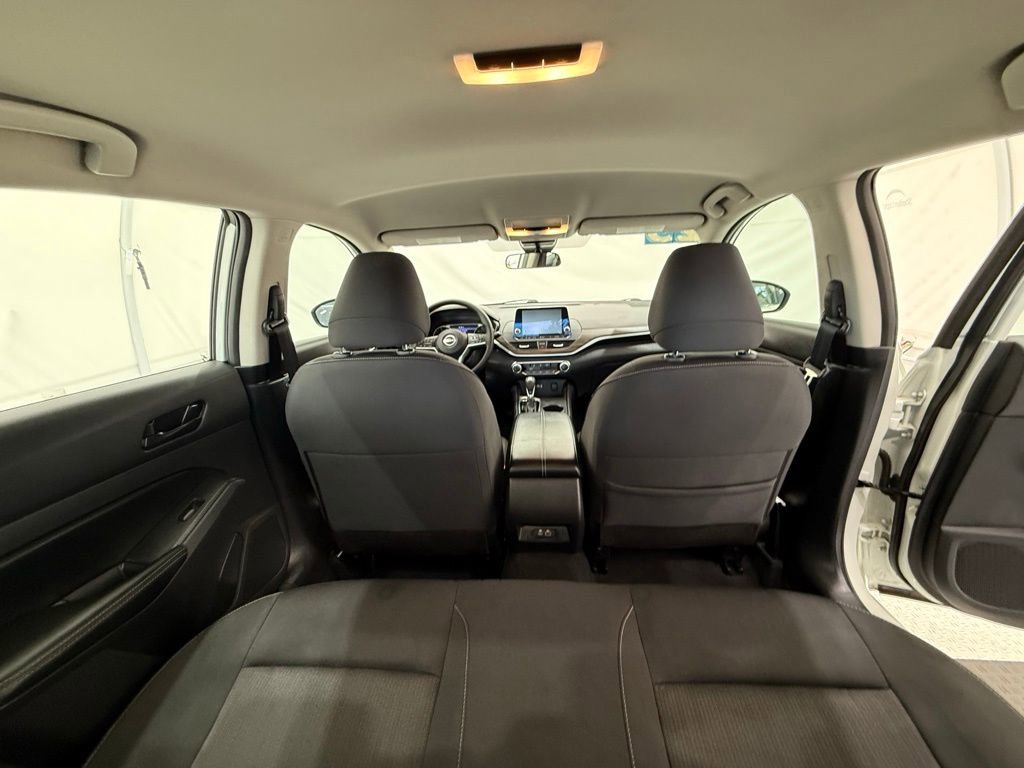 Used 2025 Nissan Altima 2.5 SV FWD image 27