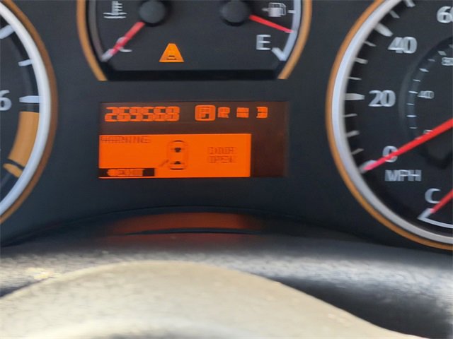 Used 2012 Nissan Titan SV w/ SV Value Truck Pkg image 14