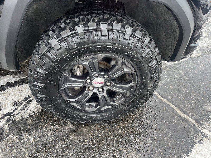 Used 2023 GMC Canyon Elevation w/ Convenience Package image 10