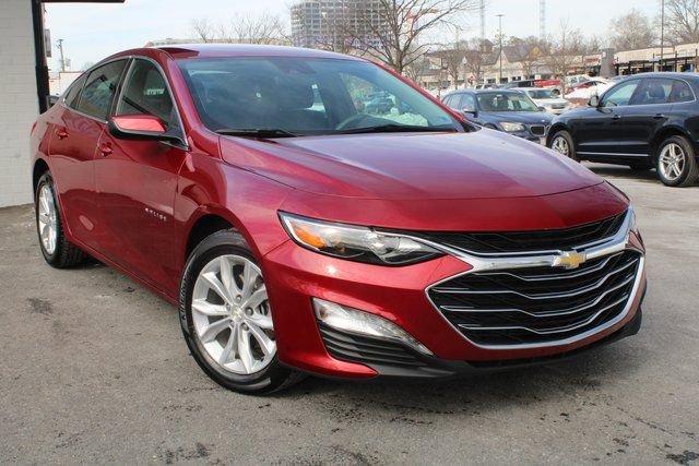 Used 2025 Chevrolet Malibu LT image 4