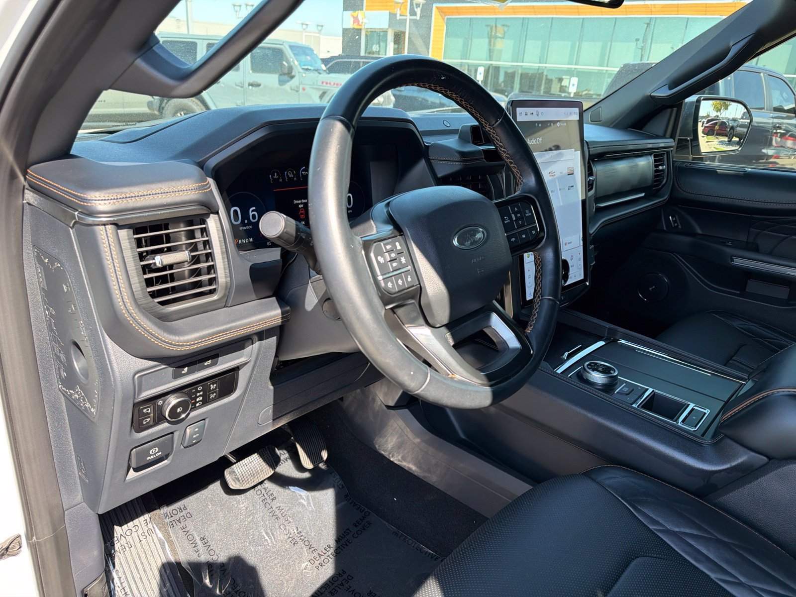 Used 2024 Ford Expedition Platinum RWD image 10