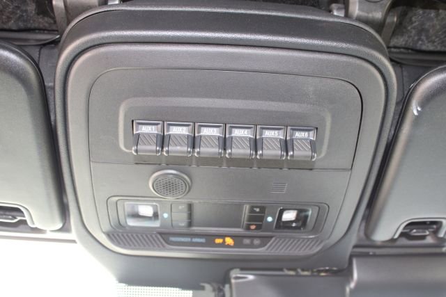 Used 2025 Ford Bronco Raptor AWD/4WD image 37