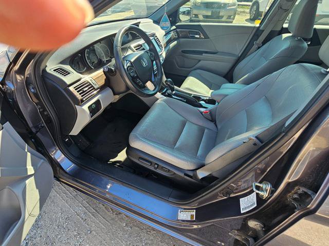 Used 2016 Honda Accord EX-L image 10