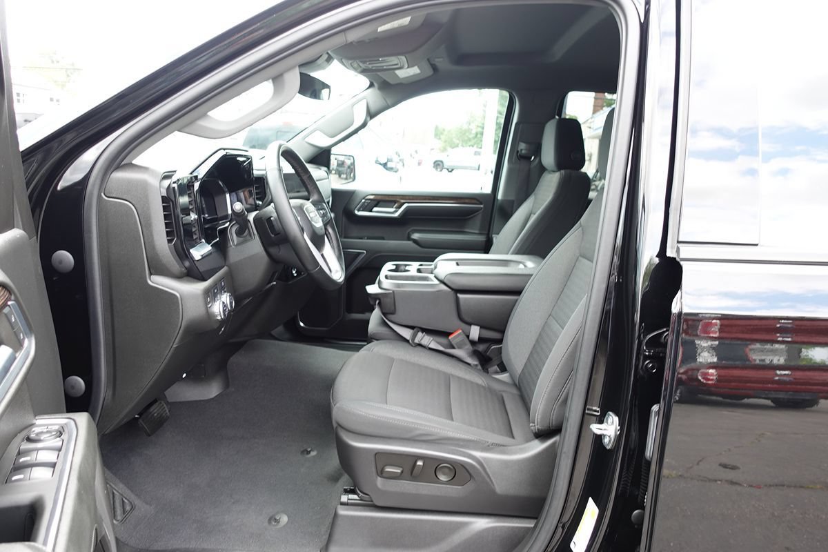 Used 2023 GMC Sierra 1500 Elevation AWD/4WD image 17