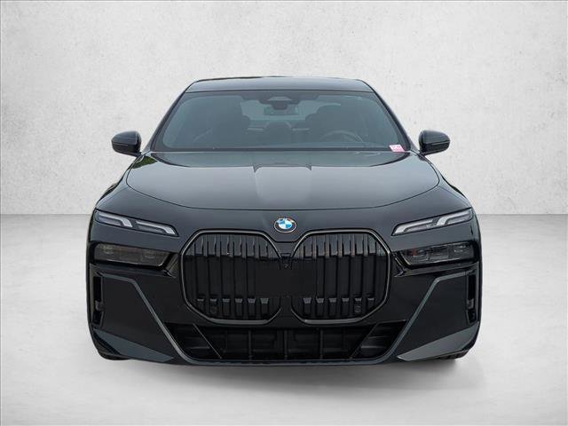 Used 2024 BMW 760i xDrive w/ Premium Package 2 video 2