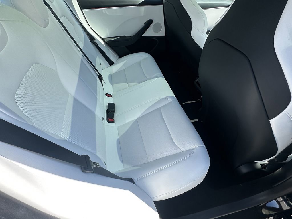 Used 2024 Tesla Model 3 Performance image 17