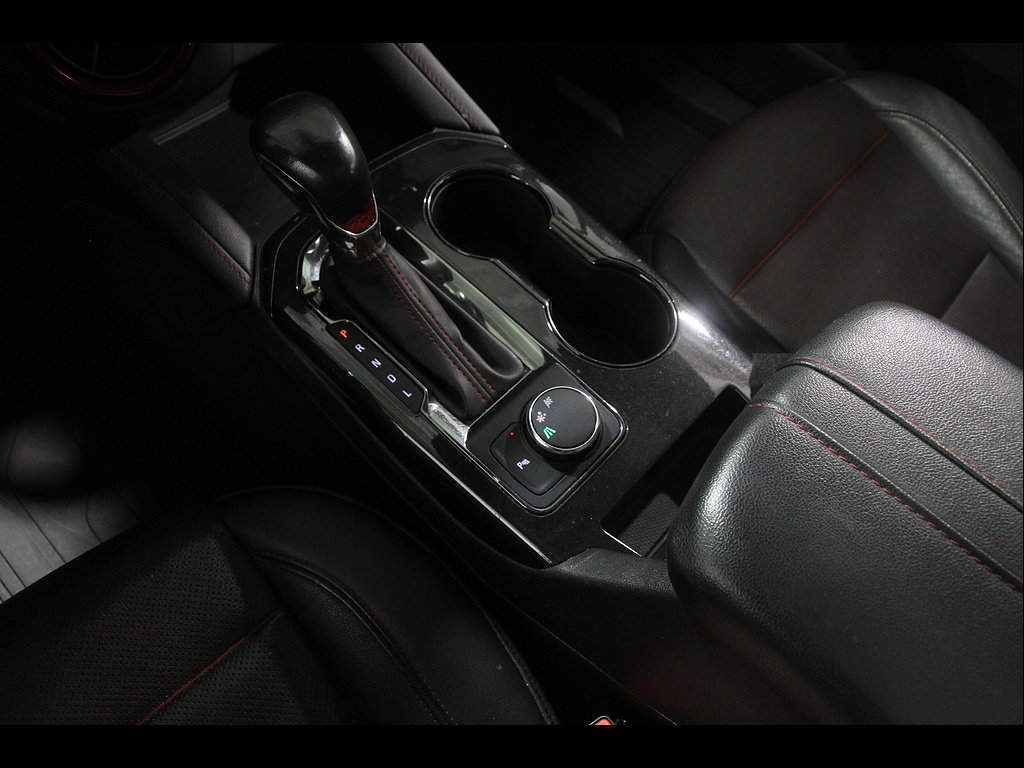 Used 2020 Chevrolet Blazer RS w/ LPO, Floor Liner Package FWD image 17