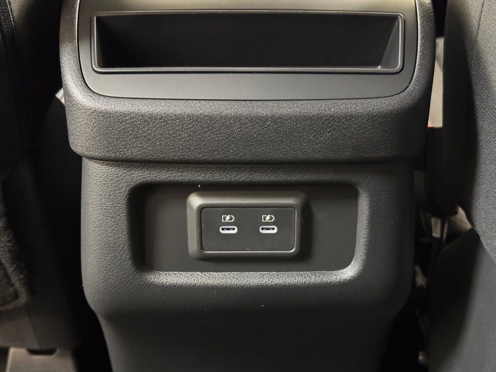 New 2026 Nissan Pathfinder SV image 17