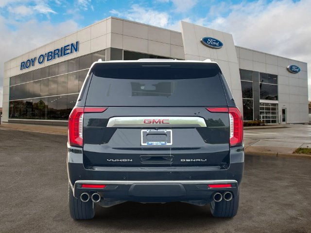 Used 2022 GMC Yukon XL Denali AWD/4WD image 4