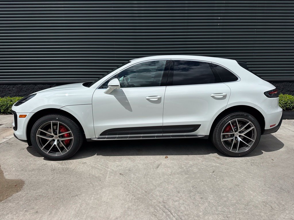 Used 2026 Porsche Macan S AWD/4WD image 2