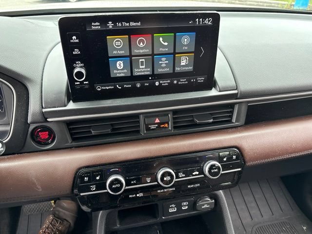 Used 2023 Honda Pilot Elite image 16