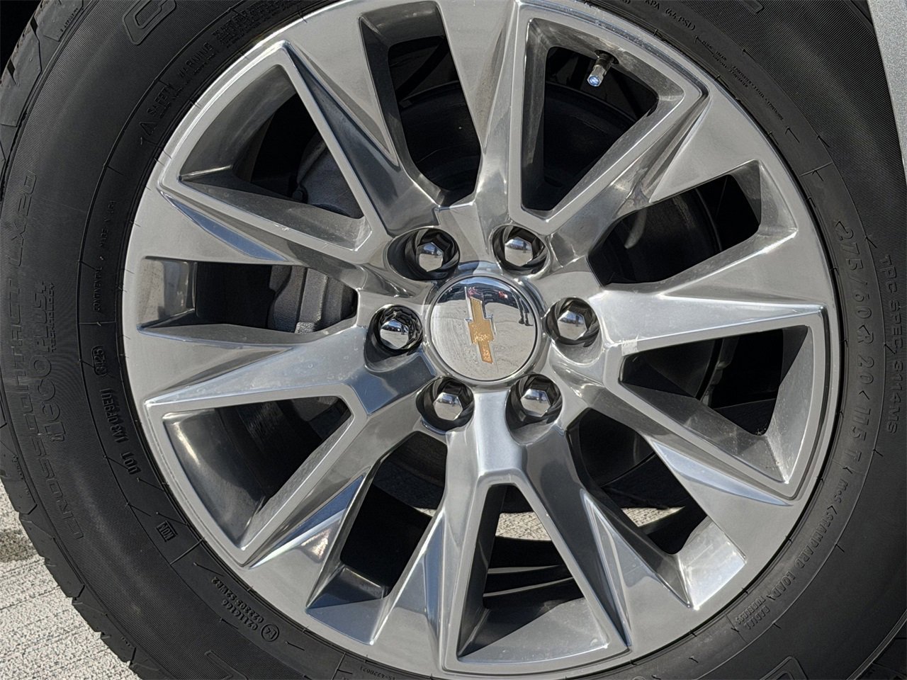 New 2026 Chevrolet Suburban Premier w/ Sun And Tow Package image 9