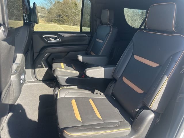 Used 2022 GMC Yukon XL AT4 image 23