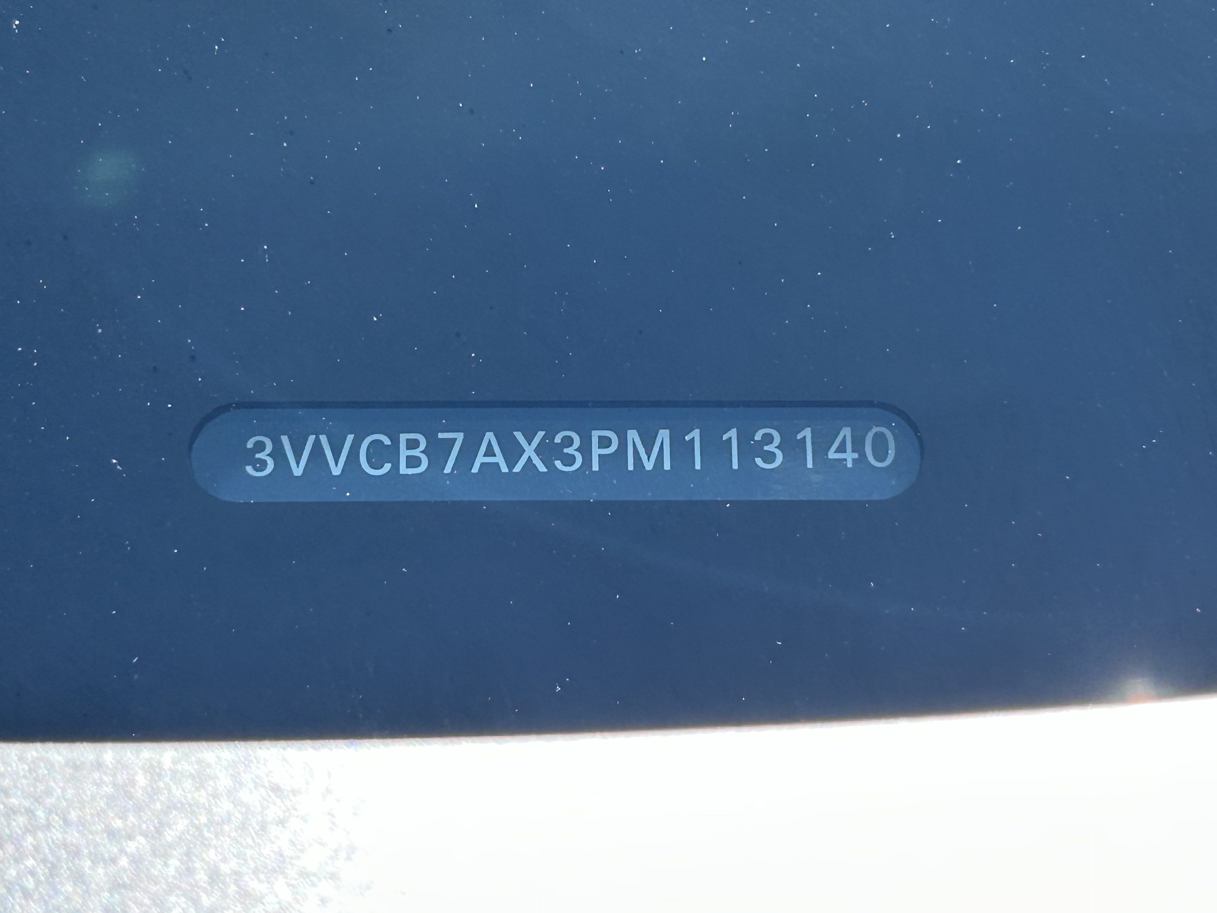 Used 2023 Volkswagen Tiguan SE R-Line FWD image 31