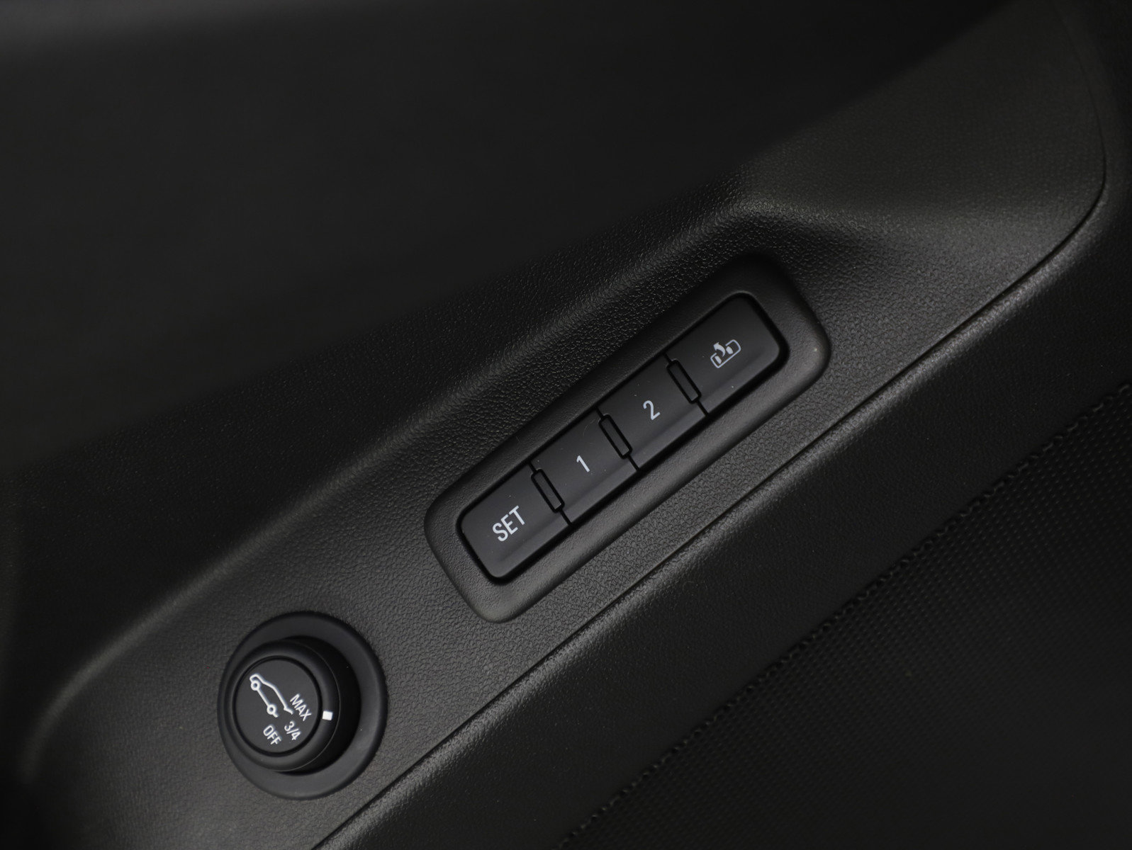 Used 2019 Chevrolet Equinox Premier image 23