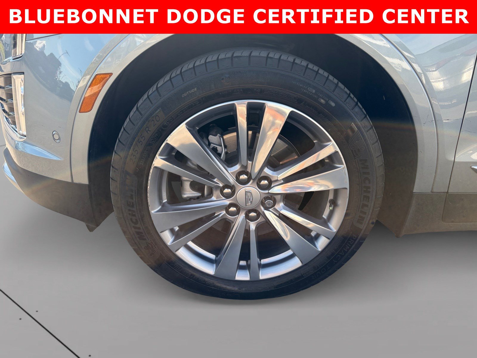 Used 2024 Cadillac XT5 Premium Luxury w/ Technology Package FWD image 9
