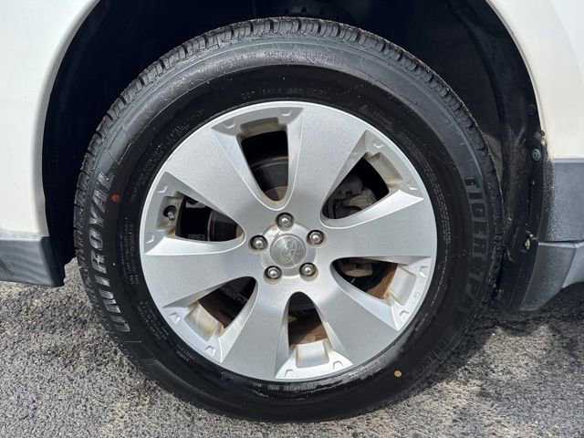 Used 2012 Subaru Outback 2.5i Limited image 7