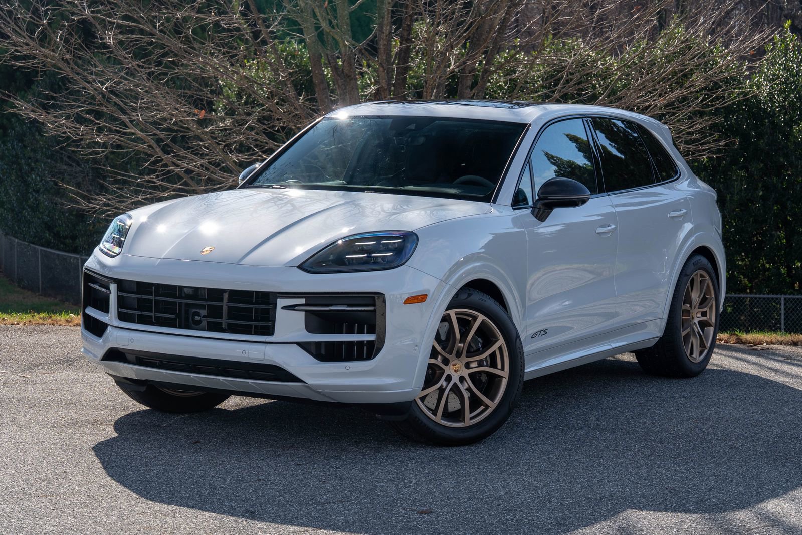 Certified 2025 Porsche Cayenne GTS image 1