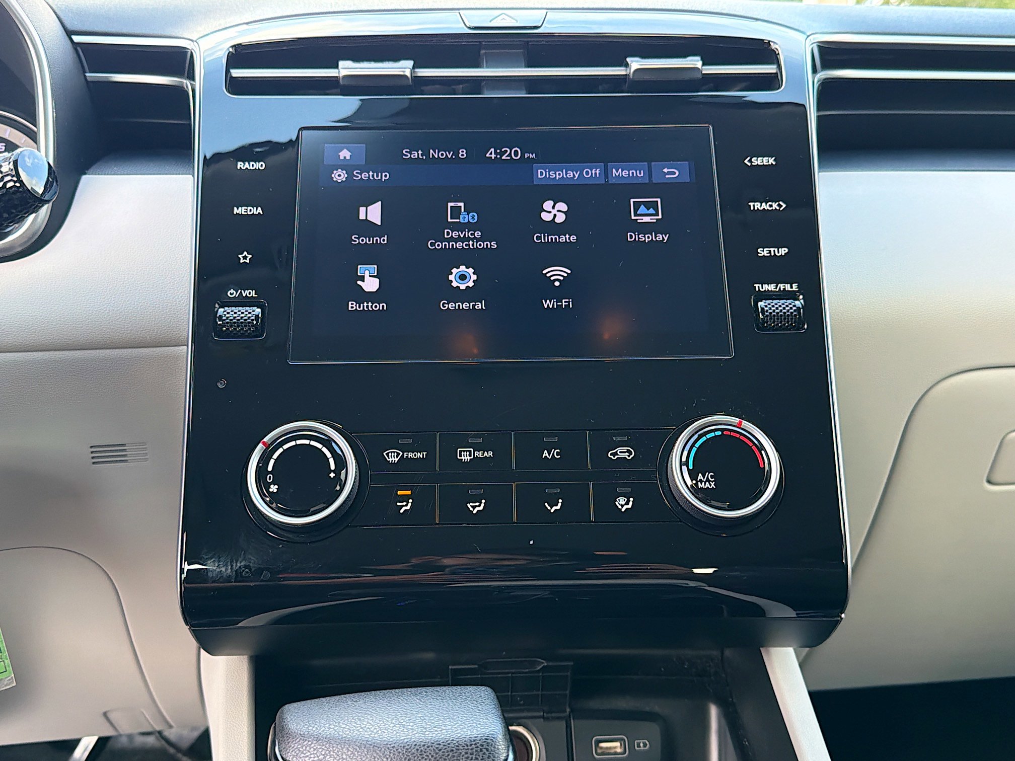 Used 2023 Hyundai Tucson SE image 27