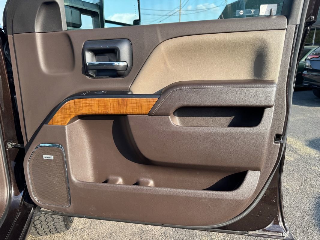 Used 2019 GMC Sierra 2500 SLT w/ Duramax Plus Package image 29