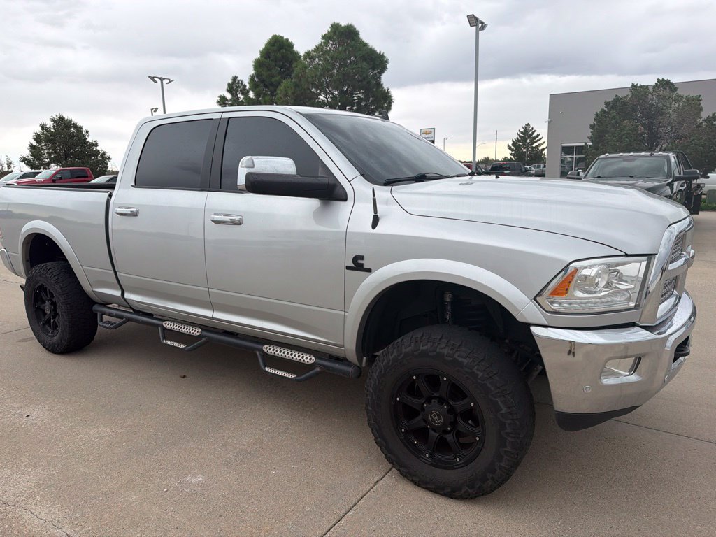 Used 2017 RAM 2500 Laramie AWD/4WD image 7