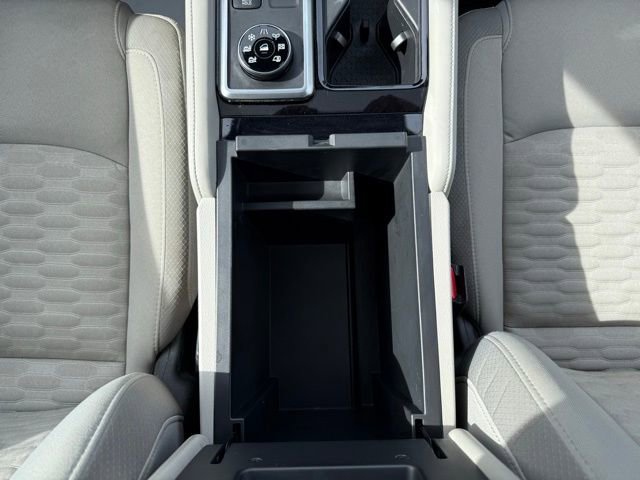 Used 2022 Nissan Pathfinder SV w/ SV Premium Package AWD/4WD image 43