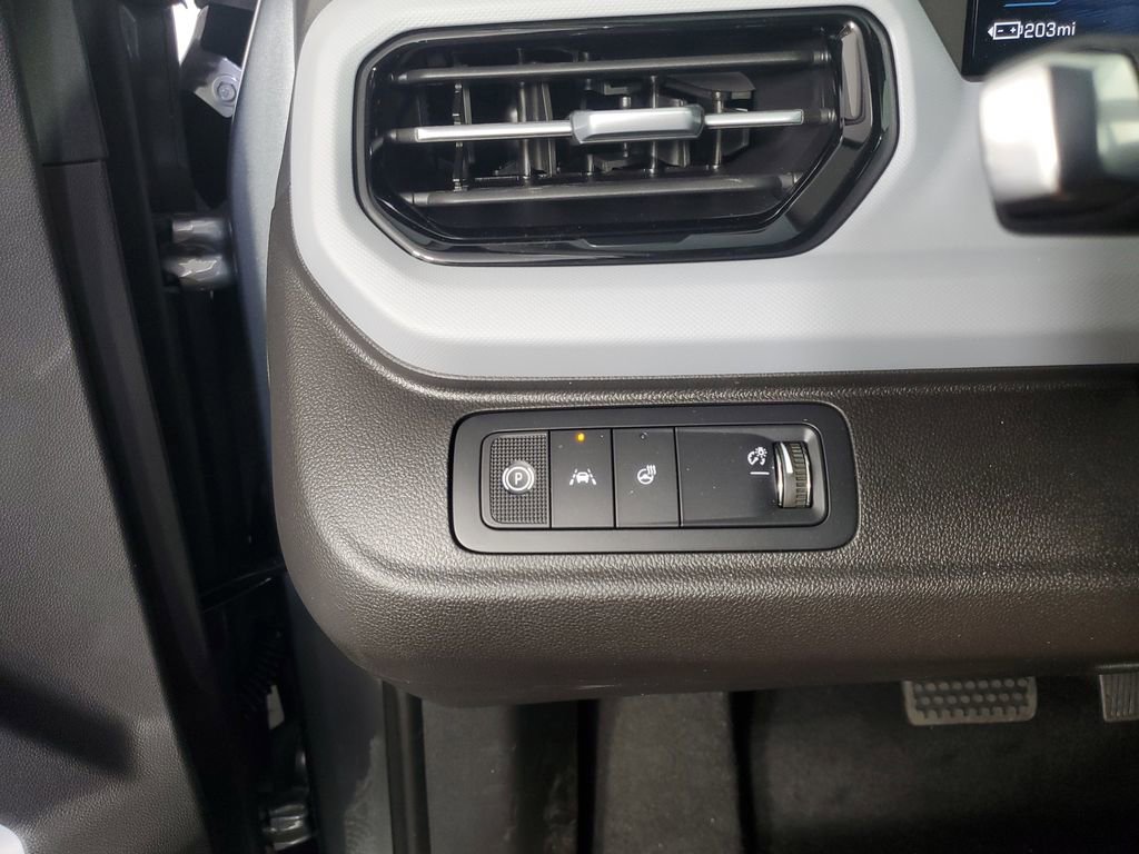 New 2027 Chevrolet Bolt LT w/ Comfort Package image 24