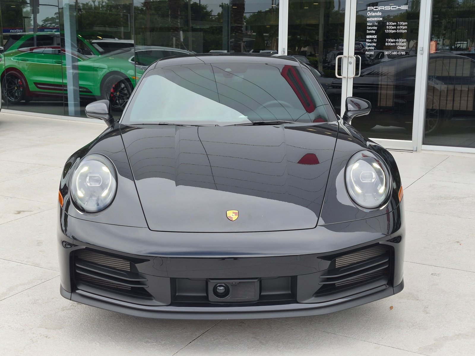 Used 2025 Porsche 911 Carrera RWD image 6