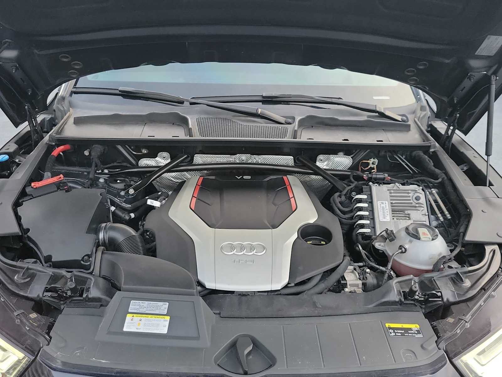 Used 2020 Audi SQ5 Prestige AWD/4WD image 13