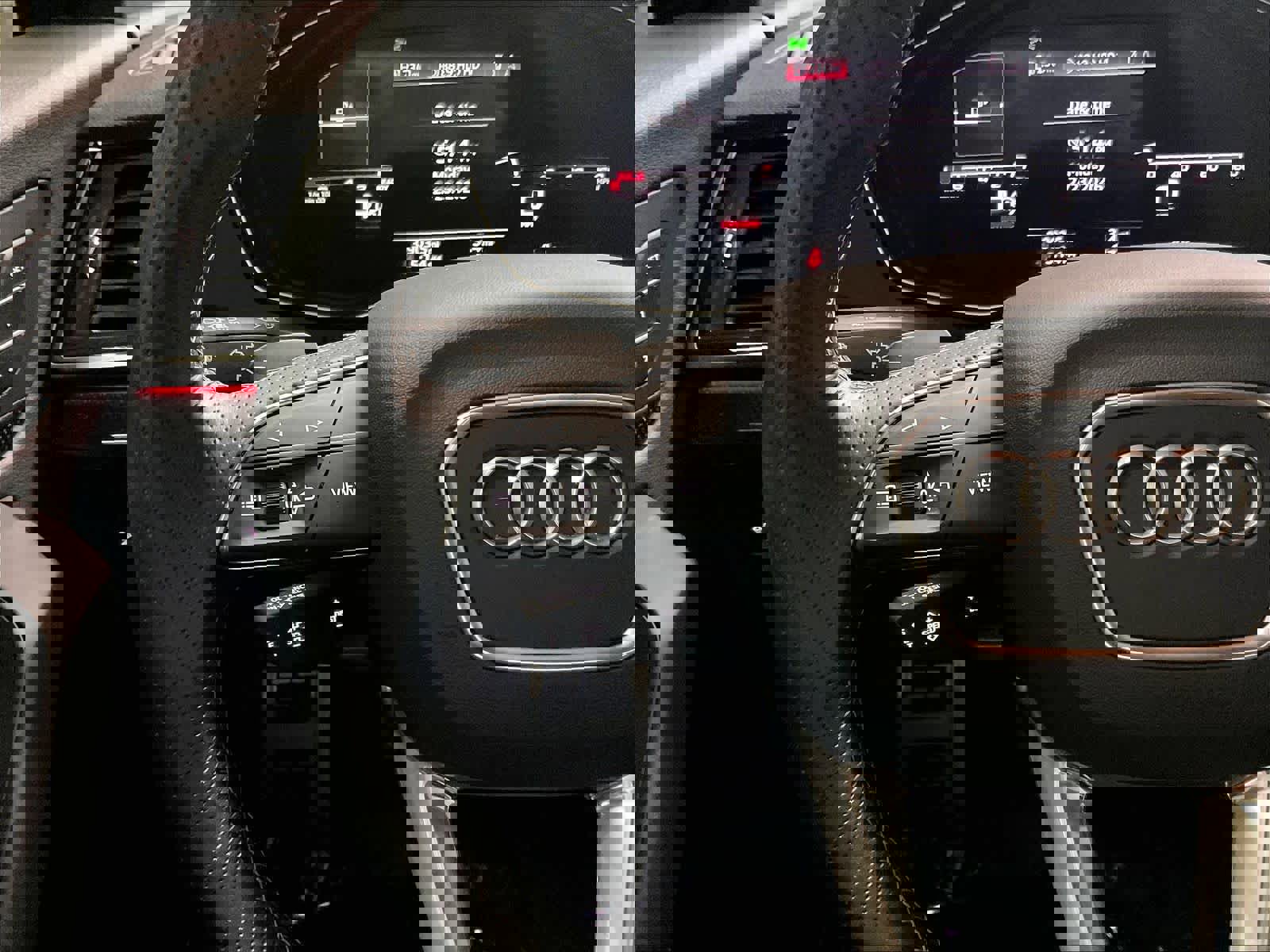 Used 2023 Audi SQ5 Prestige w/ Prestige Package image 19