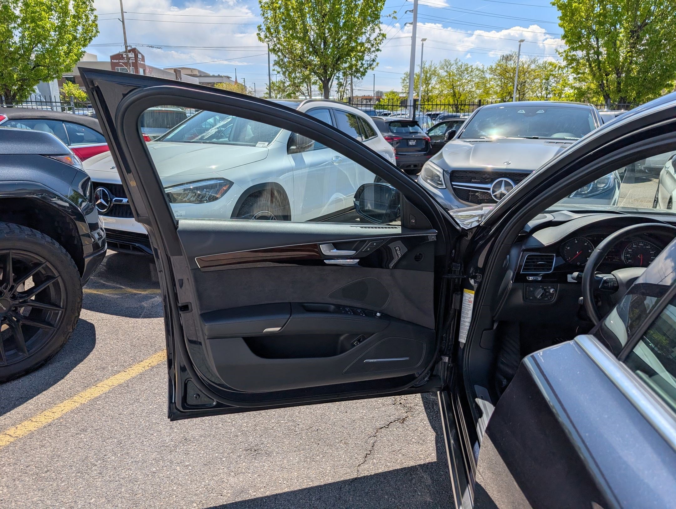 Used 2016 Audi A8 L TDI w/ Executive Package image 12