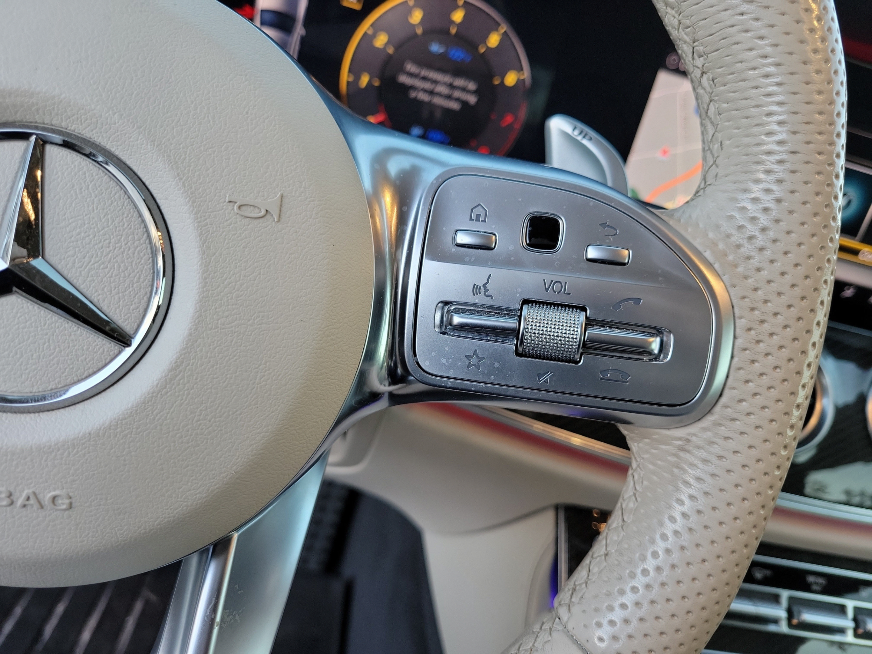 Used 2020 Mercedes-Benz CLS 53 AMG 4MATIC w/ Driver Assistance Package image 23