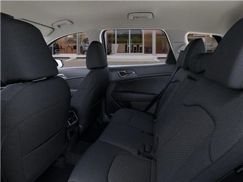 New 2026 Kia Sportage LX image 45