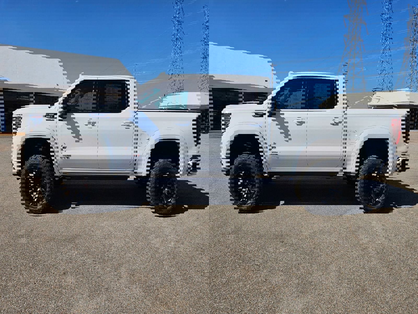 New 2025 GMC Sierra 1500 AT4 w/ AT4 Premium Package image 2