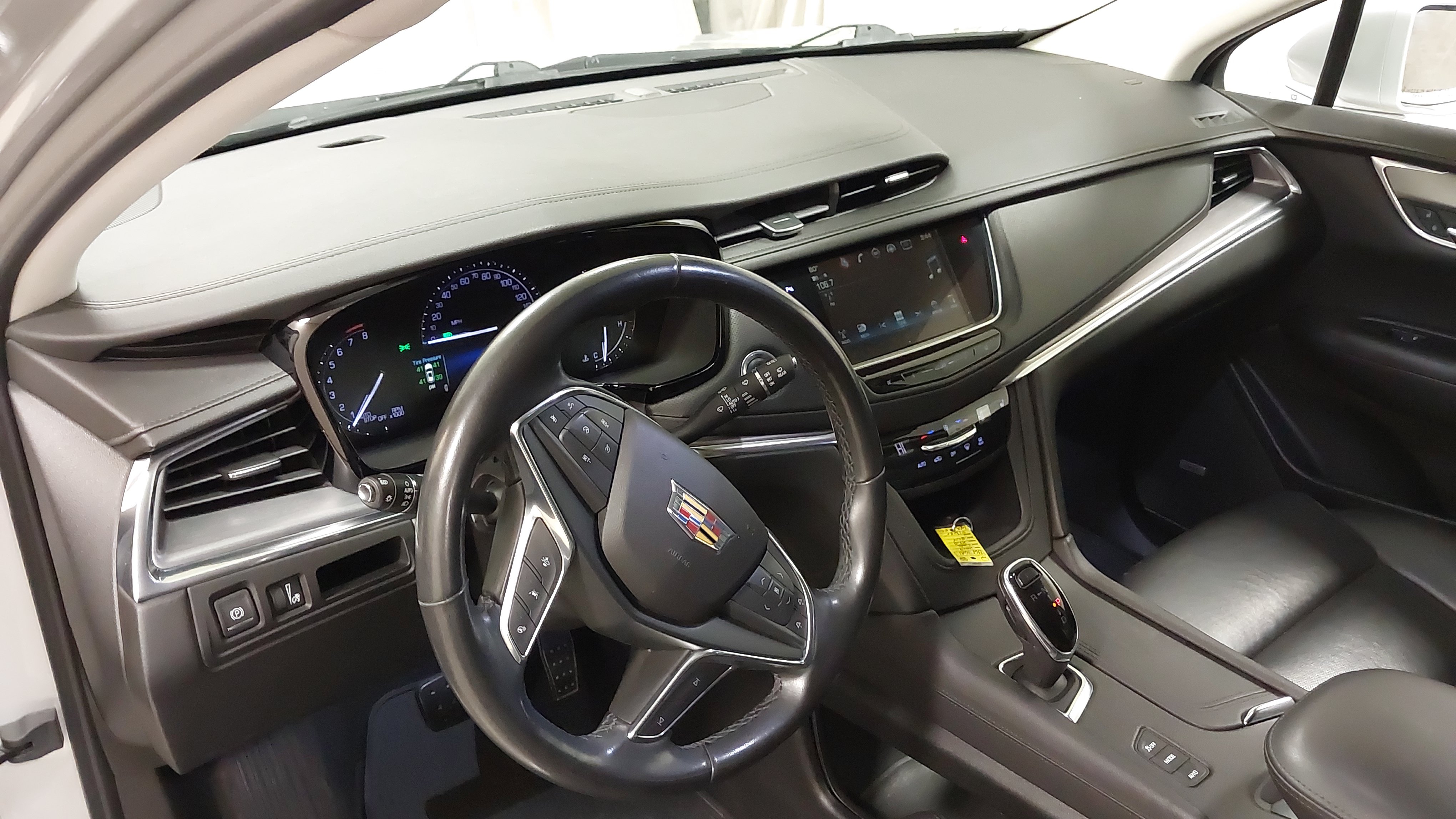 Used 2019 Cadillac XT5 Luxury AWD/4WD image 17