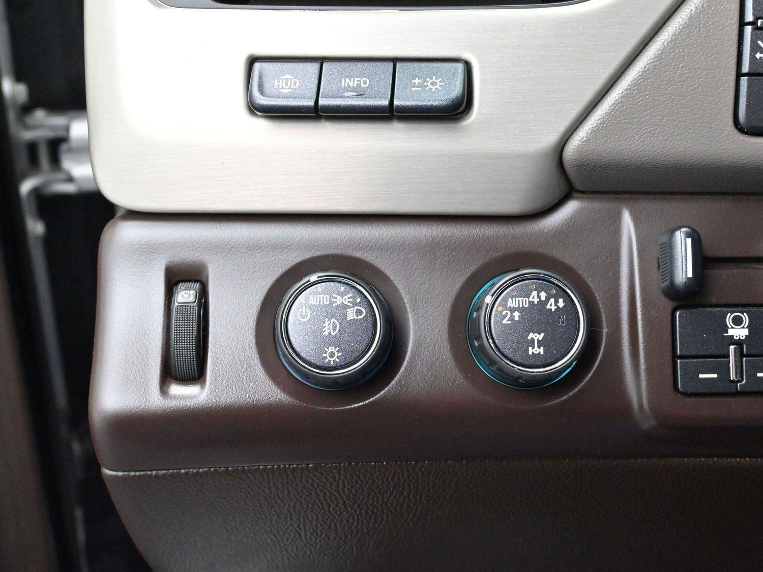 Used 2019 GMC Yukon XL Denali w/ Denali Ultimate Package image 30