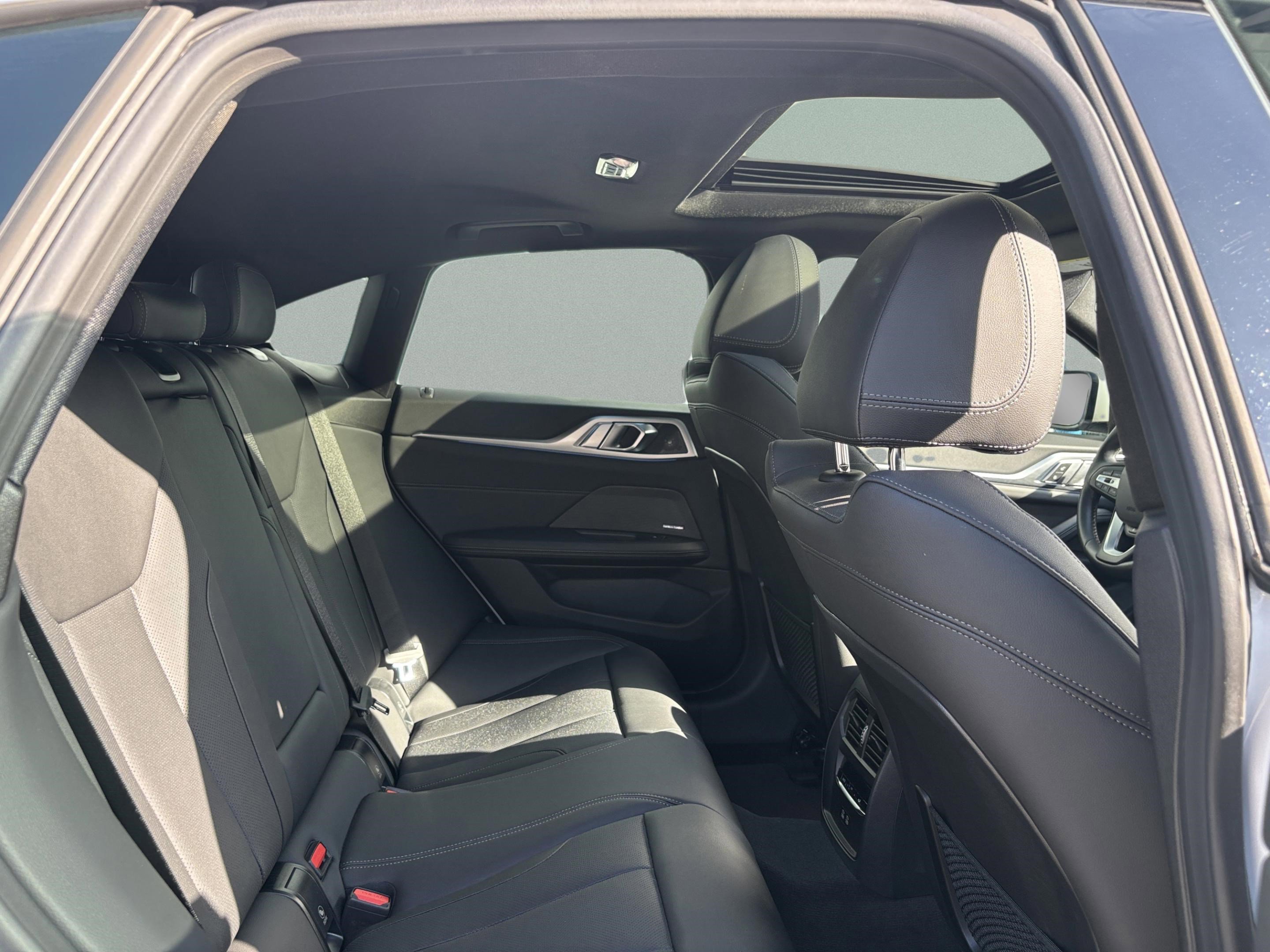 Used 2023 BMW i4 eDrive35 w/ Premium Package image 33