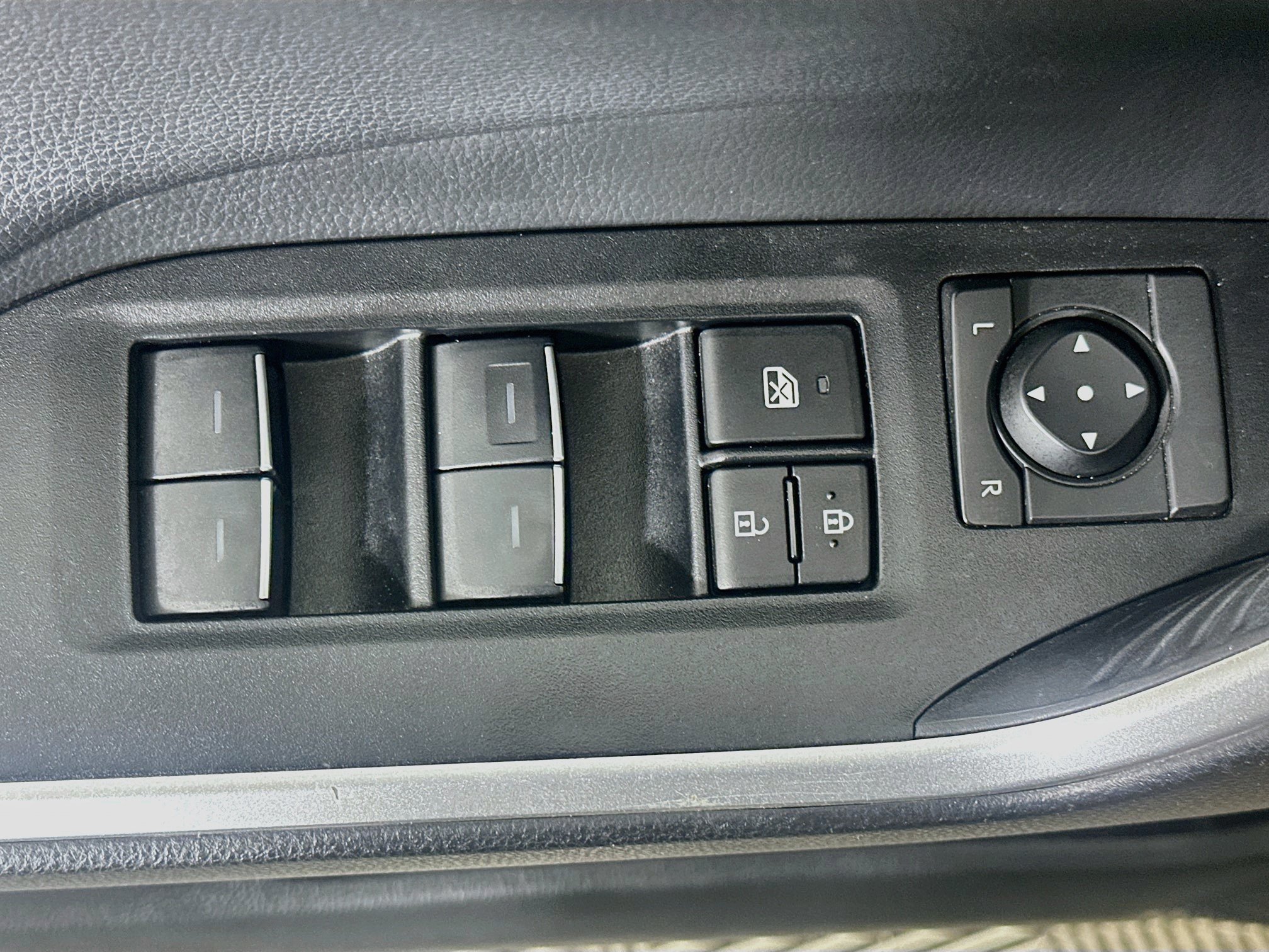 Used 2024 Toyota RAV4 Adventure AWD/4WD image 15