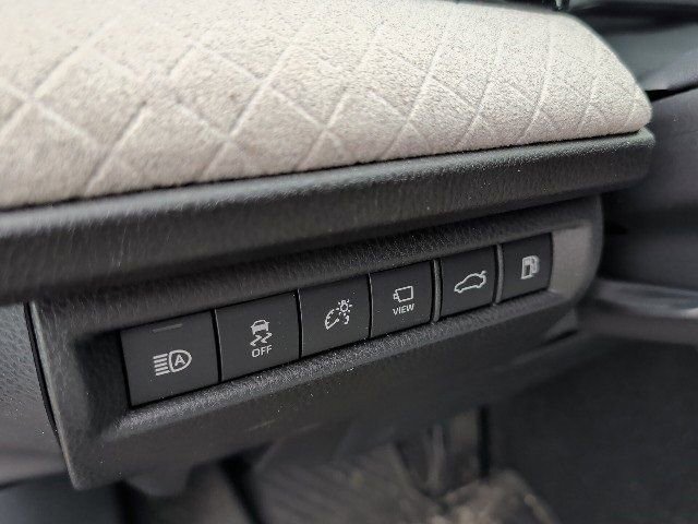 Certified 2025 Toyota Camry XLE image 9