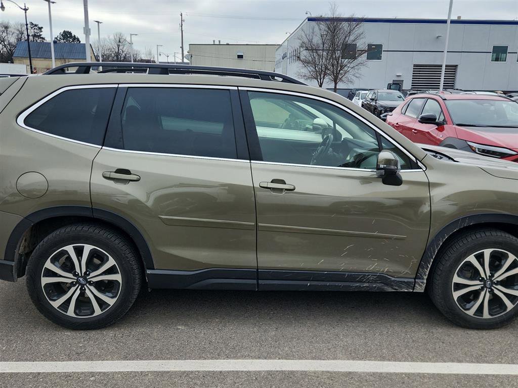 Used 2022 Subaru Forester Limited w/ Popular Package #3 image 3