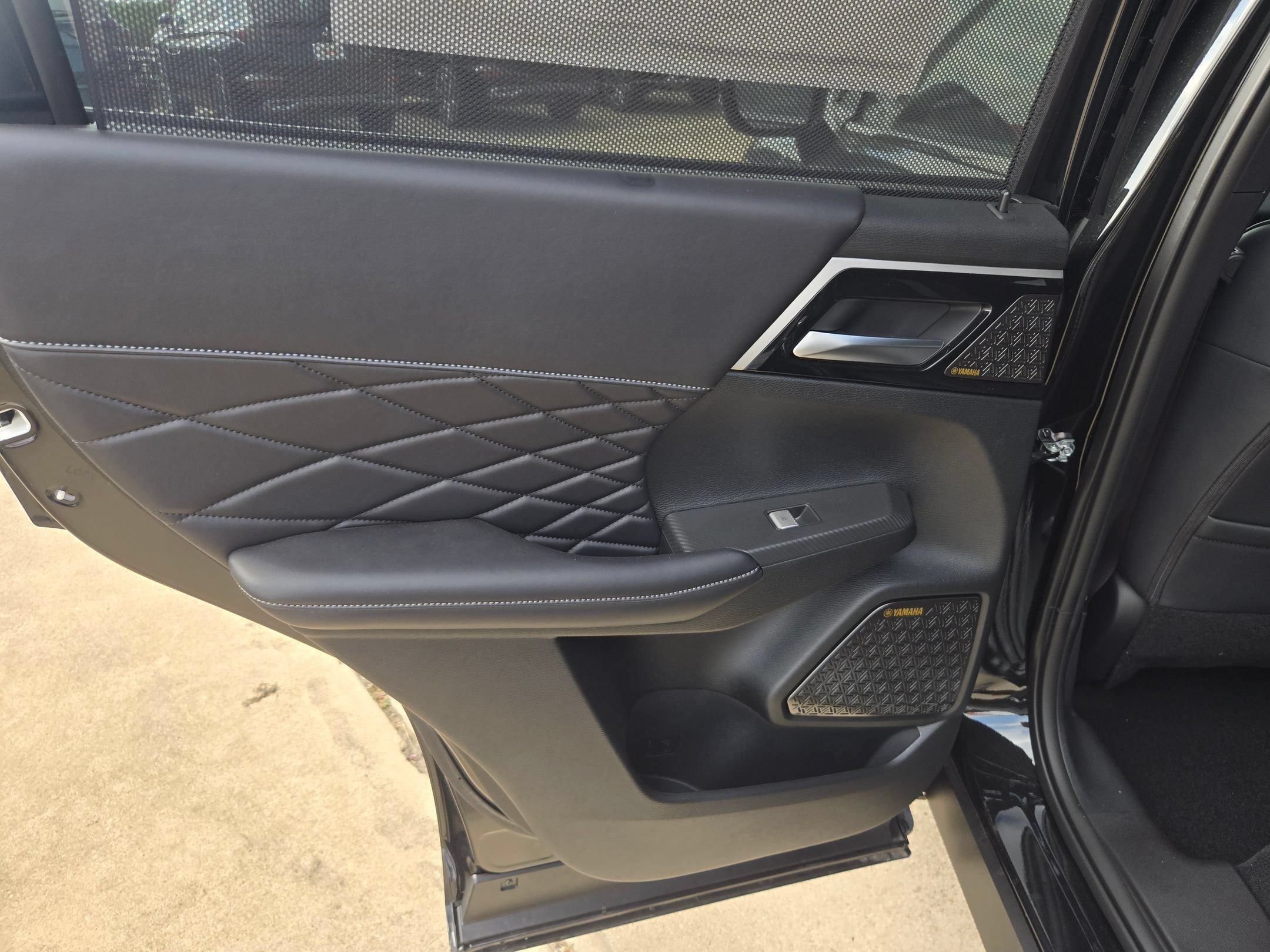 New 2026 Mitsubishi Outlander SEL Black Edition FWD image 14