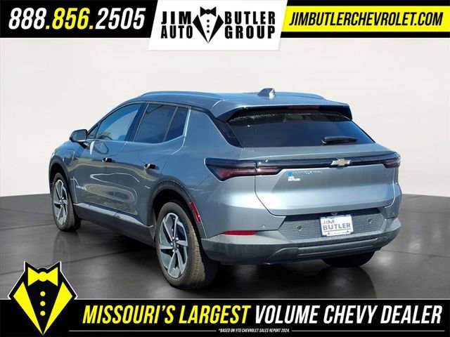 New 2026 Chevrolet Equinox EV LT image 2