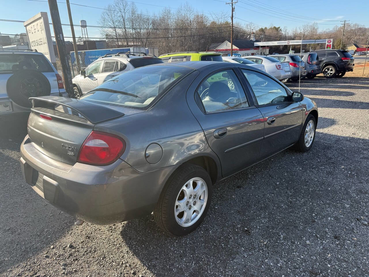 Used 2004 Dodge Neon SXT image 8