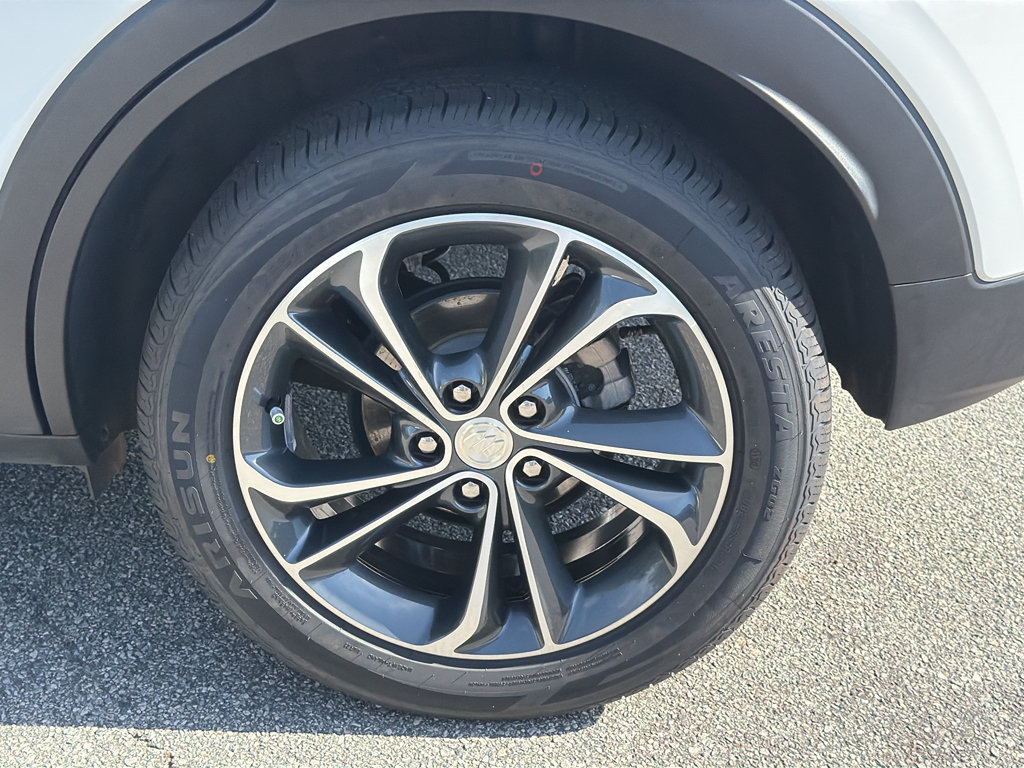 Used 2022 Buick Encore GX Select FWD image 32