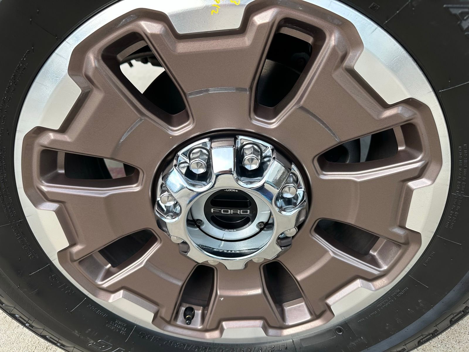 New 2026 Ford F250 King Ranch w/ FX4 Off-Road Package image 5